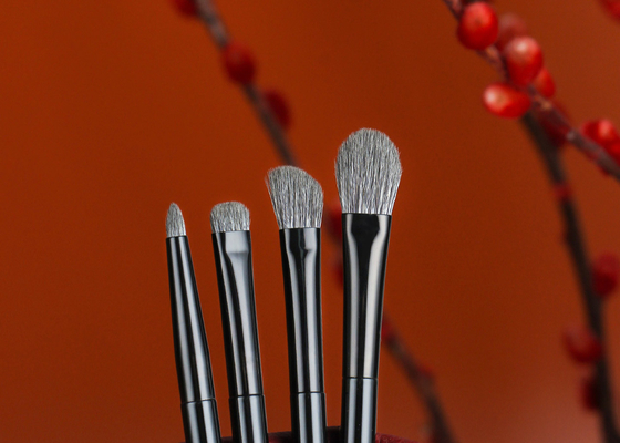 Vonira Beauty Conjunto de 4 Pincéis de Sombra com Cabos de Madeira Ébano e Cabelo de Cabra Natural Artesanal