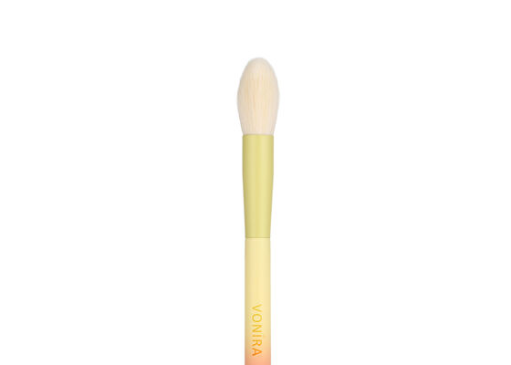 Vonira Beauty Luxury Precision Highlighter Brush com alças de madeira de cor gradiente