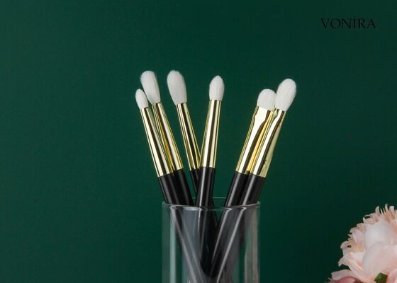 Vonira Pincel de Maquiagem para Côncavo dos Olhos com Cabo Marrom Escuro e Cerdas Naturais de Pelo de Cabra Branco Personalizado no Atacado