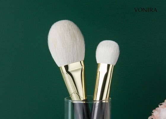 Pincel de Base Líquida Vonira Custom Wholesale Natural White Goat Hair Flat Dark Brown Handle Cream